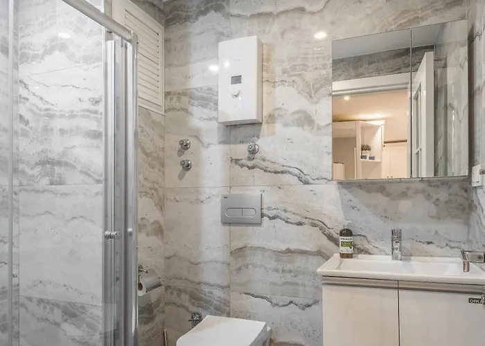 Kleopatra Ii * אלאניה